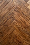 美实在地板 实木复合地板 榆木人字拼 如图 平方米
